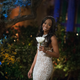 No roses, just whatever this white flower is. (Photo: Paul Hebert/ABC via Getty Images)